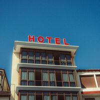 Los hoteles apostaron por precios récord para el Mundial 2026 en México. Ahora los están rematando ante la baja demanda 