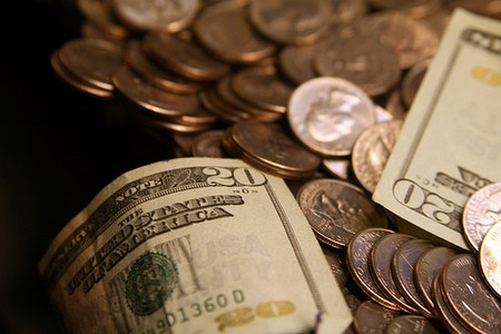 El dólar financia la especulación mundial