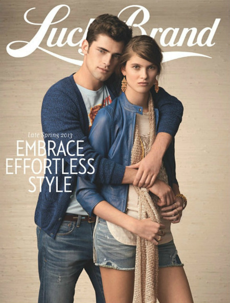 Nos gusta el estilo comedido de Lucky Brand esta primavera 2013