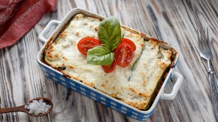 Lasaña de vegetales y queso sin pasta. Receta vegetariana sencilla