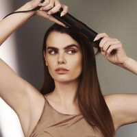 La plancha de GHD ideal para cuidar el pelo (además de alisar), ahora al precio más barato en el Prime Day 