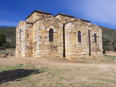 1440px Santa Lucia De El Trampal