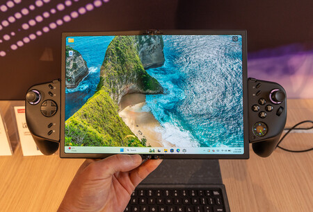 More comfortable in a horizontal position. Although it weighs a lot when playing for a long time