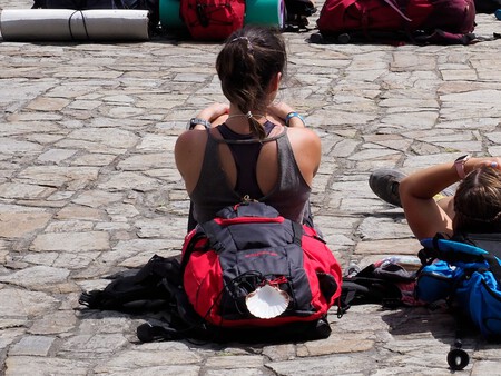 Una Peregrina C Camino De Santiago Min