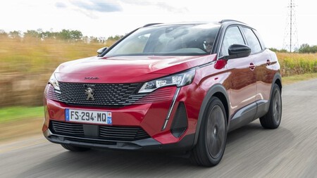 Peugeot tem o maior número de veículos recolhidos, incluindo os 3008 de segunda geração. © Alex Krassovsky