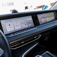 La seguridad que nos preocupaba antes en el coche era el cinturón de seguridad o el airbag. Ahora es algo que apenas podemos controlar: nuestros datos personales