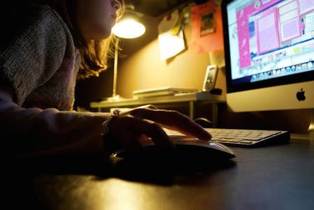 Adolescentes y tecnología: el uso puede convertirse en abuso. Cómo poner énfasis en la prevención