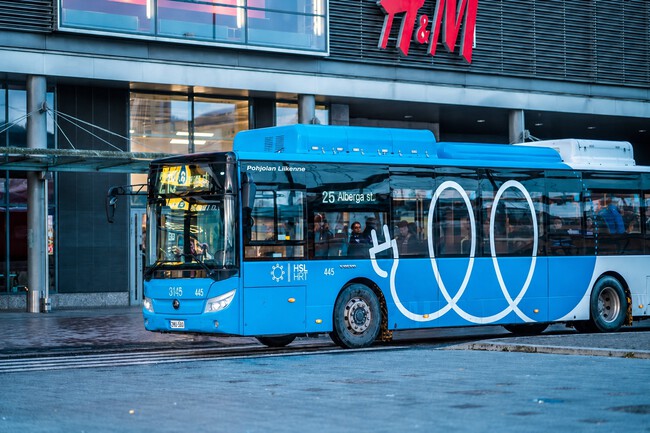 Autobus Finlandia Apertura