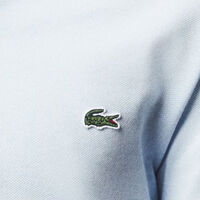 Remate final en El Corte Inglés: estrena este polo Lacoste a mitad de precio y combínalo como quieras  