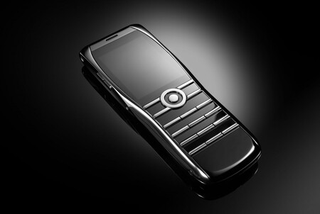 Más de 3.000 euros para sólo llamar y enviar SMS: así es el exclusivo Xor Titanium