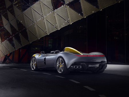 Ferrari se rinde y su futuro pasa por los coches híbridos y un SUV: el Ferrari Purosangue