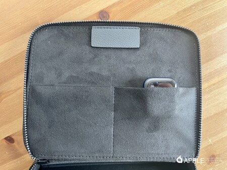 ルルルック ストラップケース 001