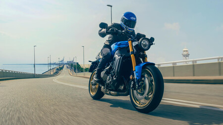 ¡Deliciosa! La nueva Yamaha XSR900 es más potente, más dinámica y más retro que nunca
