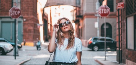 No hay duda, este bolso es la compra más práctica de GUESS y está rebajadísimo