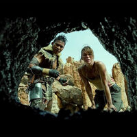 Solo China podía evitar la debacle de la peli, pero un "chiste" provocó que la retiraran de los cines nada más llegar. Monster Hunter acabó siendo un fiasco