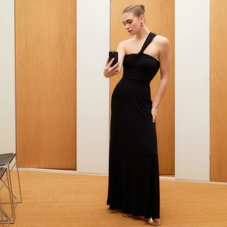 Green Coast - Vestido drapeado largo.