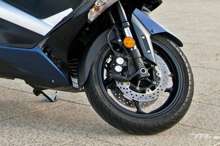 Yamaha Tmax Dx 2018 002