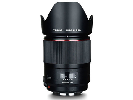 Yongnuo YN 35mm F1.4: un angular ideal para la fotografía nocturna y amantes del bokeh