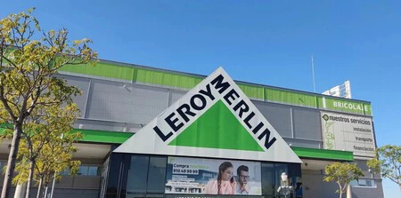 Éxito seguro con este conjunto de muebles de jardín extensible con espacio para hasta 10 comensales: ahora rebajado en Leroy Merlin