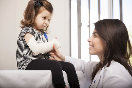 ¿Qué hacer en caso de emergencia? Guía práctica de primeros auxilios para padres