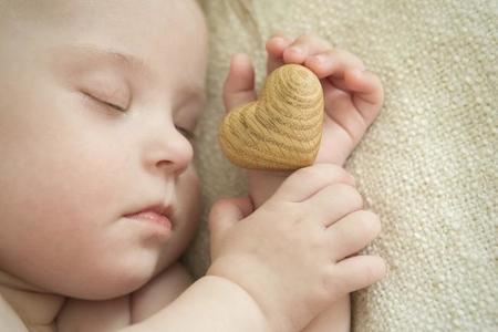 Pulsaciones normales en bebés y niños