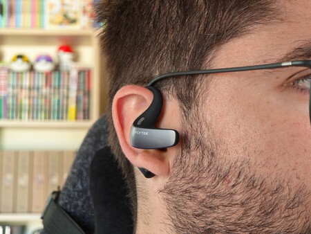 iFlyTek AI Translation AirBuds | Imagen: Xataka