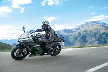 La nueva Kawasaki H2 SX podría montar radares de proximidad en su versión 2022 para mejorar la seguridad