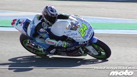 Jonas Folger y Toni Elías comienzan mandando en un soleado día de test en Jerez