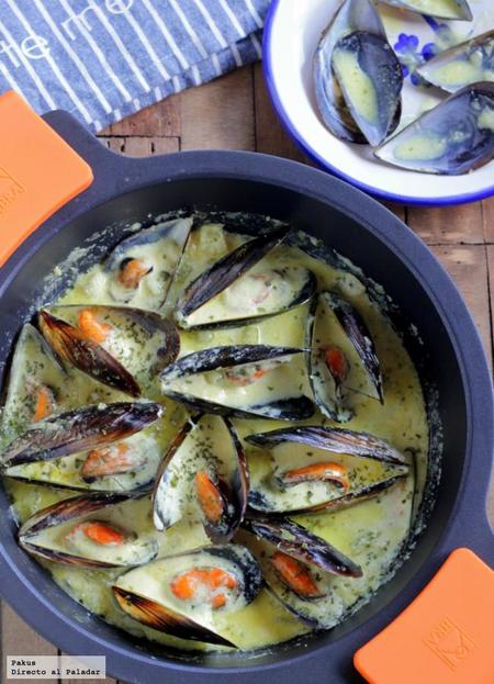 Mejillones con crema y apio. Receta