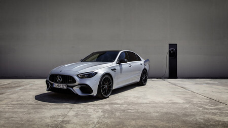 Mercedes Amg C 63 S E Performance 6