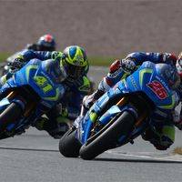 Suzuki quiere tener cuatro MotoGP en 2018, dos oficiales y dos satélites