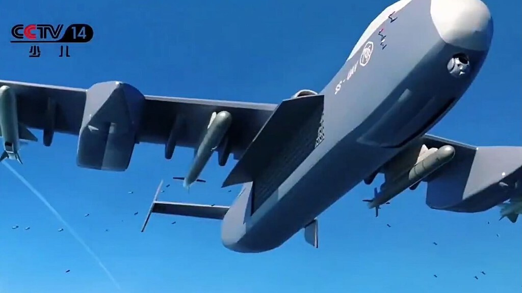 China acaba de probar con éxito lo más parecido a un plan de dominación mundial: un dron nodriza con 16 toneladas de sorpresas
