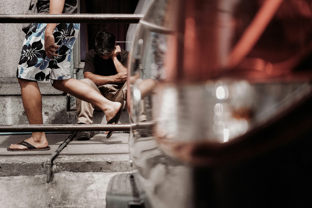 "Sí se puede, salvo...": la Guardia Civil se ha pronunciado sobre la polémica de conducir con chanclas o no este verano