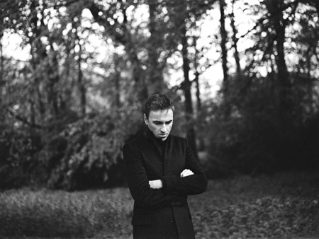 Respondiendo a la Florence Calling, el próximo mes de junio Raf Simons volverá a desfilar en el Pitti Uomo