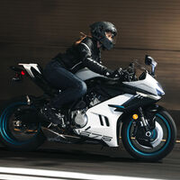 Ni las motos se libran. Ahora también hay que pagar una suscripción por ellas, como el Spotify. Y es un invento chino