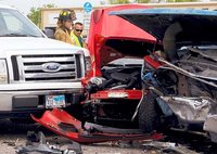 Dolorpasión™: Otro Ferrari California que no se lleva bien con los SUV