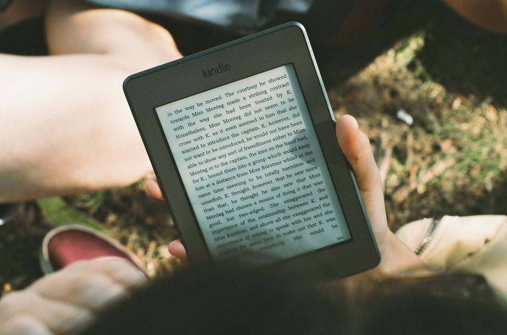 Así ha afectado la bajada del IVA al 4% al precio final de los libros electrónicos más vendidos en Amazon