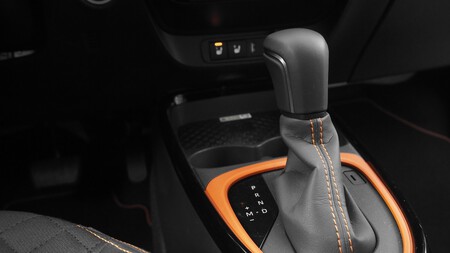 Toyota Aygo X Cross 18