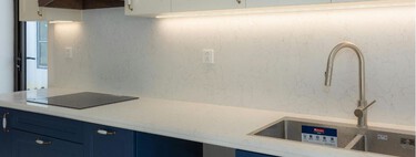 Las cocinas de 2026 tienen algo en común: cada vez menos alacenas y más espacio visual