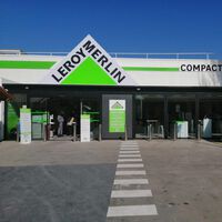 Esta pérgola es resistente, no requiere una instalación compleja y está rebajada en Leroy Merlin: en bandeja de plata