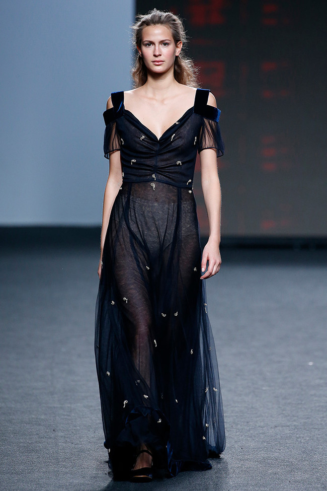 Ateresa Helbig Pasarela 289541922 683x