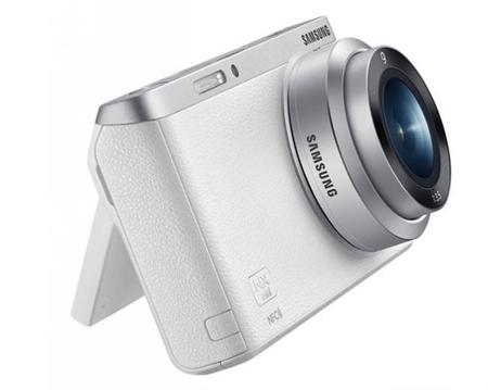 Samsung NX Mini, todos los detalles acerca de una de las cámaras sin espejo más compactas del mercado