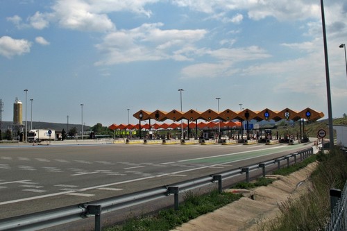 Si las autovías pasaran a ser de pago, esto es lo que nos costaría viajar en coche