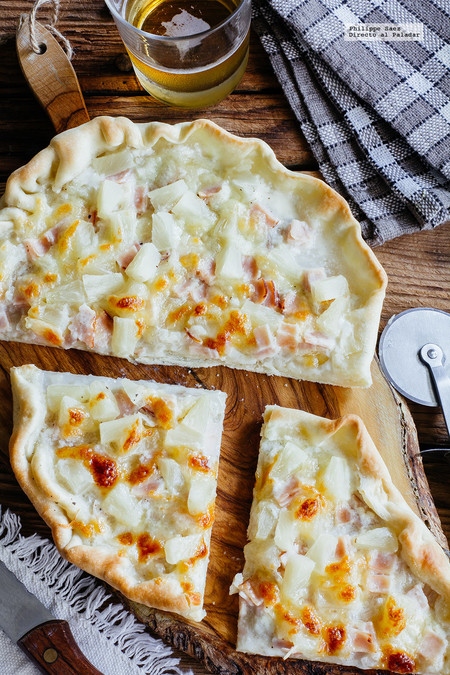 Cómo hacer una típica pizza hawaiana