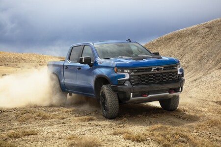 ¡Tiembla, Ford F-150 Raptor! Esta pick-up es la primera Chevrolet Silverado ZR2 de la historia, y tiene un 6.2 V8 de 431 CV