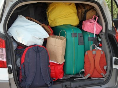 ¿Cómo influye la carga en la estabilidad del coche? 