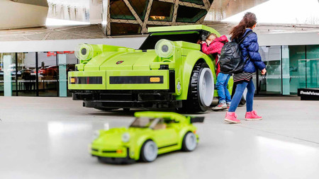 Un Porsche 911 Turbo de Lego... ¡a tamaño real!
