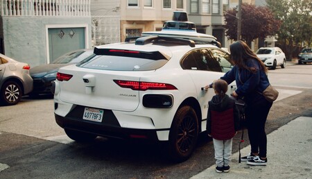 Waymo tira la toalla: dejará de vender sensores LiDAR para coches autónomos tras dos años intentándolo