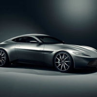 Video: Cuando James Bond no está salvando el mundo, practica sus habilidades de Gymkhana en su Aston Martin DB10