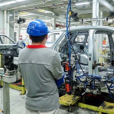 Que China venga a fabricar a Europa está muy bien, pero hay un problema: la mayoría de trabajos que genera no son para europeos, son para chinos